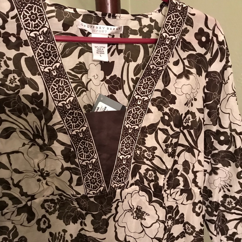 Blouse - Picture 2 of 6